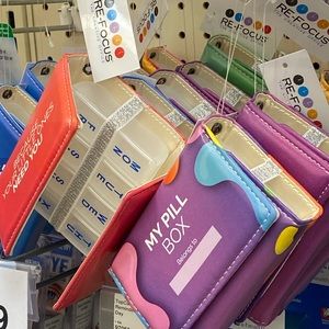 Great gift!!!! Encouraging pillboxes! Perfect gift